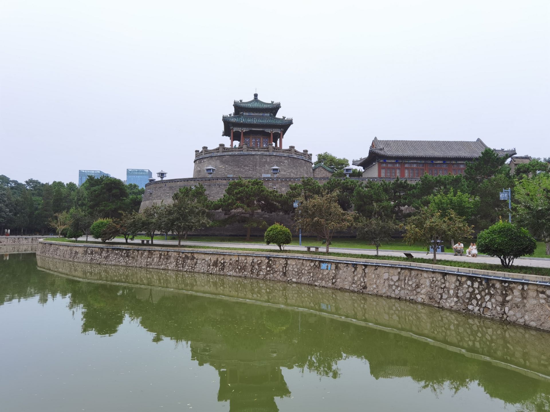 梅姐窮遊中國行第二季第50天 叢台公園