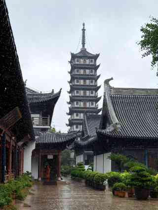上海龍華寺現況｜祈福請手繩少排隊攻略｜Trip.com 上海