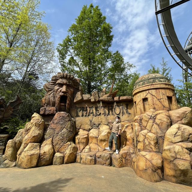 스릴과 테마를 동시에 갖춘 경북권 최대의 테마파크, 경주월드🎢