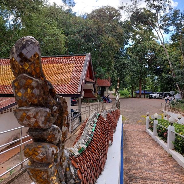 วัดพระธาตุศรีสองรัก