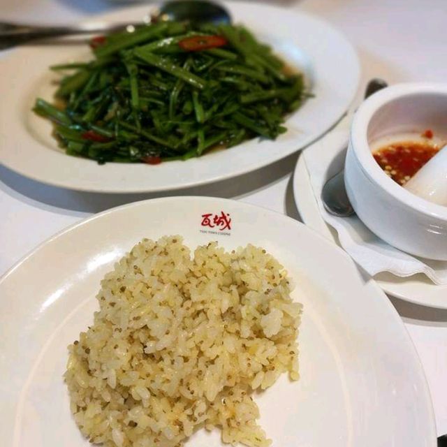 瓦城泰國料理新莊店