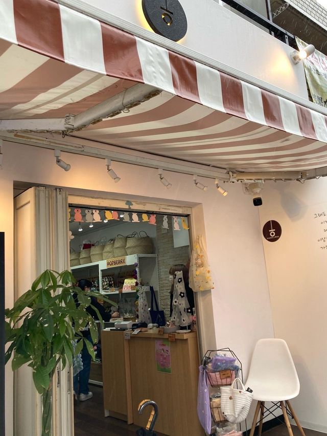 東京《新大久保》雑貨のお店も増えてます