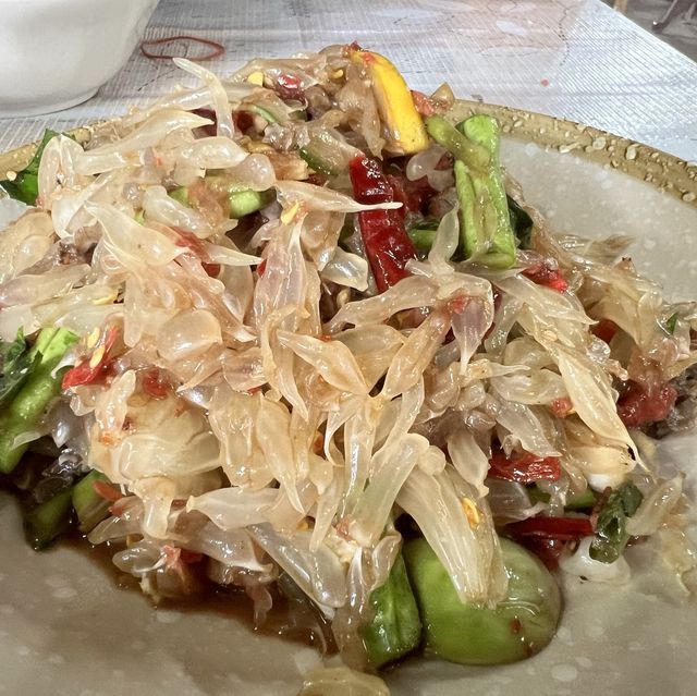 ขนมจีนเมืองแพร่ ที่ไม่มีน้ำย้อย !!!! แต่อร่อยสุดๆ