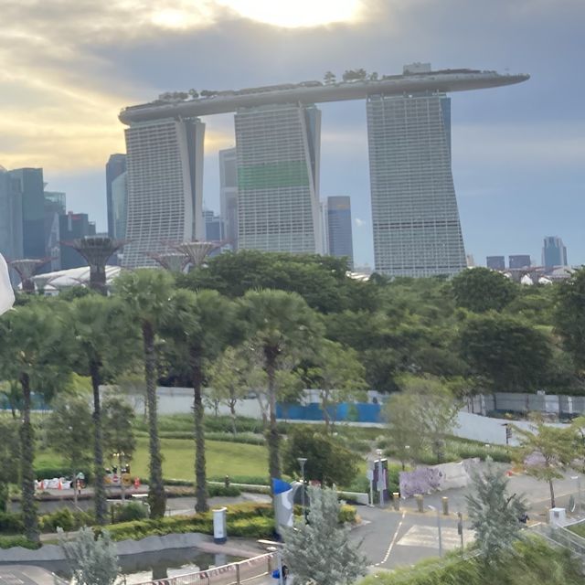 Views from the Marina Barrage…