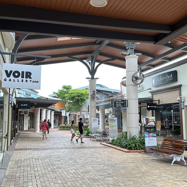 購物天堂新山Premium Outlets 