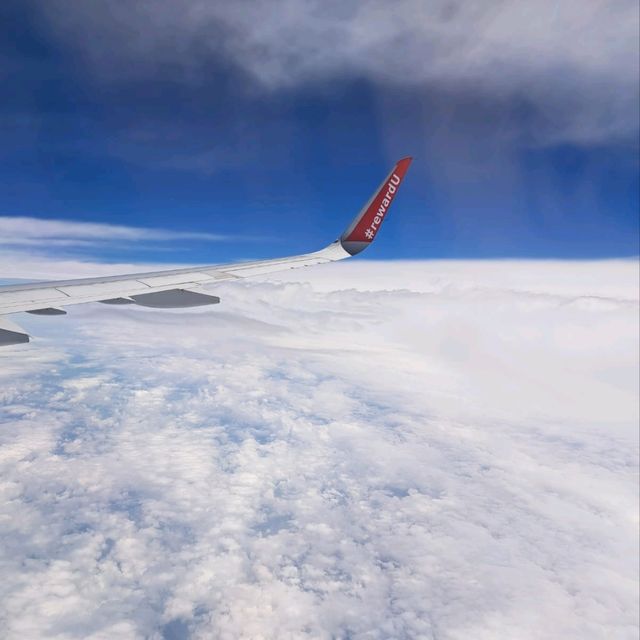 ✈️搭飛機去首爾啦😆食飛機餐🍴欣賞高空風景😍