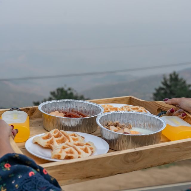 ที่พักภูชี้ฟ้าเปิดใหม่ ใกล้จุดชมทะเลหมอก ⛰️