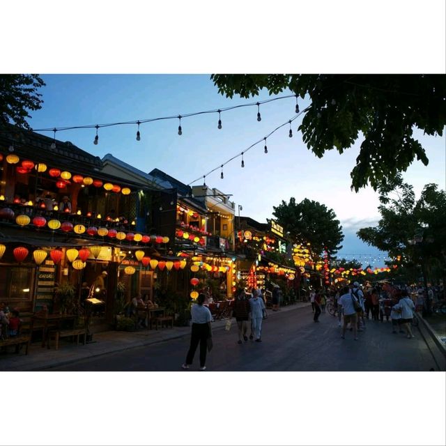 เมืองสีเหลืองมัสตาร์ด เมืองเก่า ฮอยอัน
