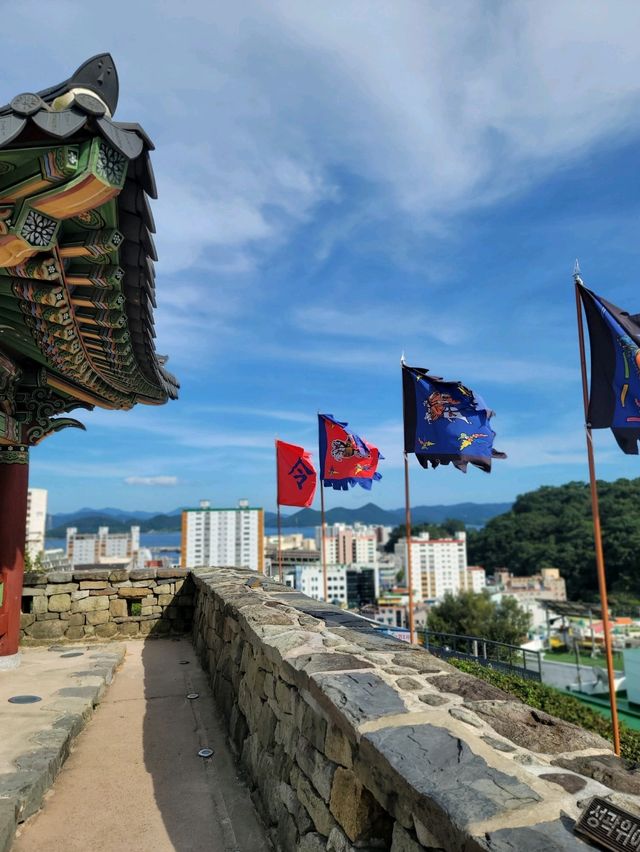 강구안뷰가 예쁜 알록달록 동화같은 통영 동피랑마을🎨