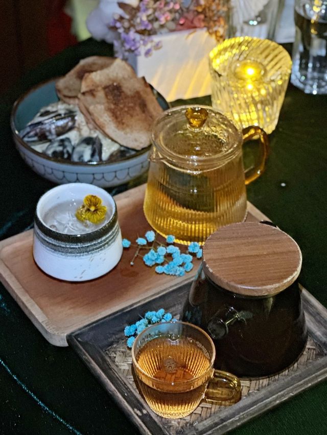 尖沙咀優美酒吧對望清真寺