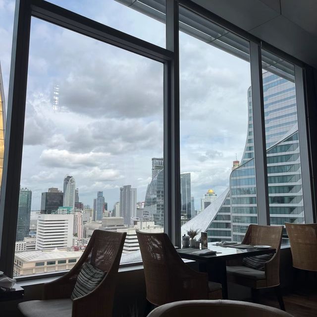 🌇🏨 曼谷大倉新頤酒店🏨奢華便利✨🛌🍽️🌴😄