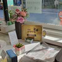 剛泉山非常推薦的 Cafe🤩 有楓葉位