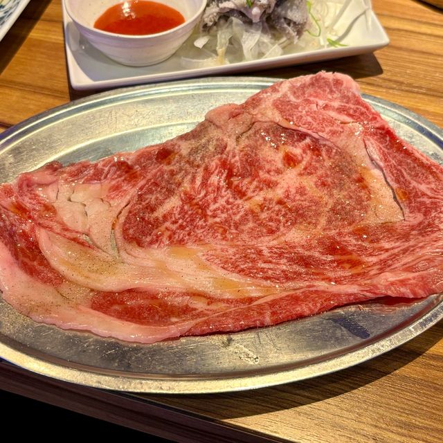 【大阪・東梅田】高品質の和牛が食べ放題でお手頃に味わえる「和牛焼肉食べ放題 ヤキニクギャング 梅田店」