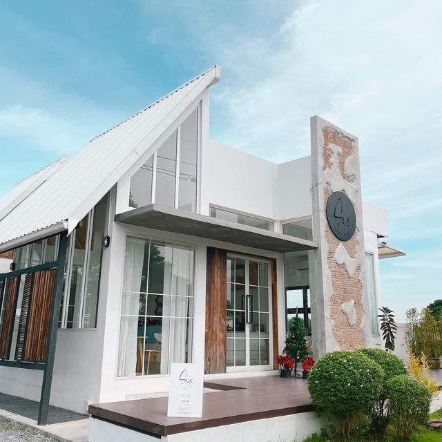 𝗦𝗶𝘀𝘁𝗲𝗿𝗵𝗼𝗼𝗱.𝗖𝗮𝗳𝗲 🏡🌥️