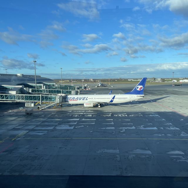 捷克哈維爾機場 免費看台睇飛機升降