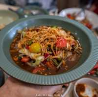 เที่ยวหัวหิน แวะกิน "ตำละกอ" 