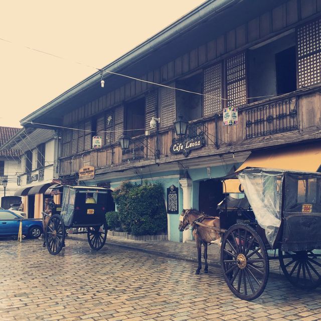 Very Vintage, Vigan…