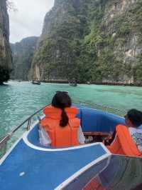 นั่งเรือเที่ยวชมหมู่เกาะห้อง กระบี่ สวยแบบตะโกน 🏝