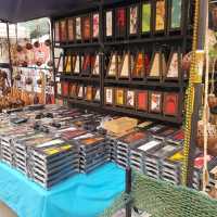 ถนนคนเดินวัวลาย วันเสาร์ เชียงใหม่
