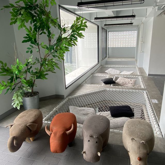 나이트바자 근처 숙소 추천 loyy hotel 🏠 