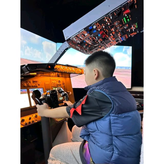 暑假親子Staycation ✈️小機師體驗✈️