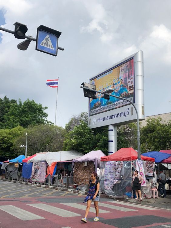 ตระเวนหาของอร่อย เดินทางง่ายมากๆ