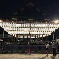 Yasaka-jinja Shrine