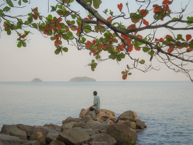ทะเลสวย หาดใสในวันหยุดกับเอวาเกาะช้าง