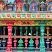 272 colorful steps of Batu Caves! 