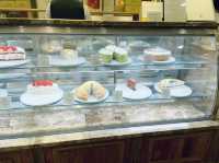 超人気ケーキ店HARBSハーブス