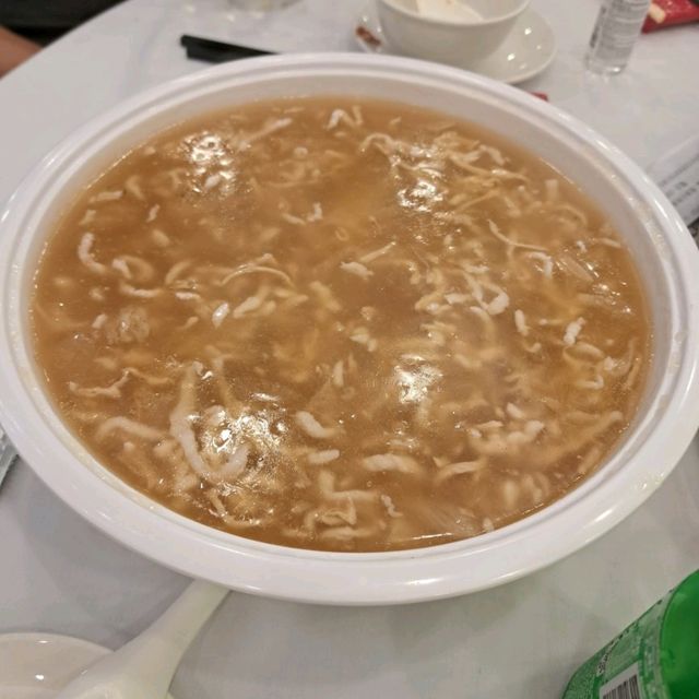 慶祝父親節🥳乳豬龍蝦全包宴😍👏
