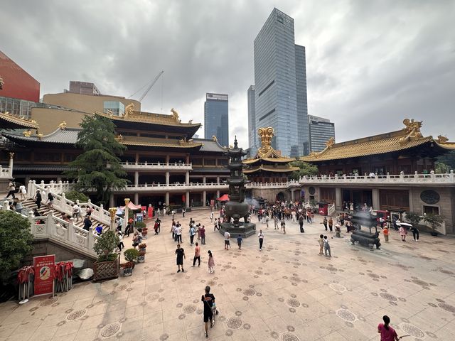 JingAn Temple วัดใจกลางเซี่ยงไฮ้ JingAn Temple วัดใจกลางเซี่ยงไฮ้