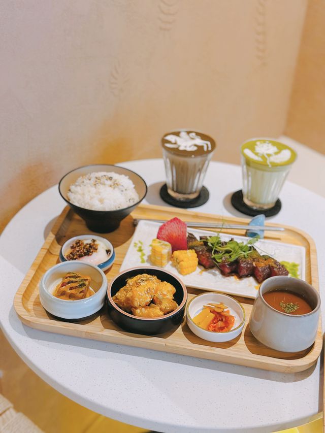 寂靜木系風格 | 日式晚餐𝗦𝗘𝗧