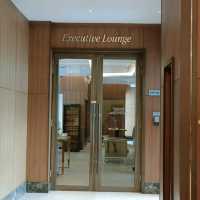 Sit back & Relax in the Executive Lounge 