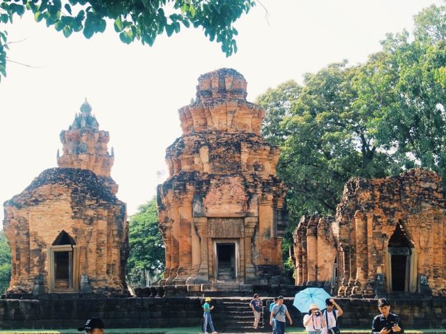 พาเที่ยวชมประสาทศรีขภูมิ โบราณสถานในสุรินทร์