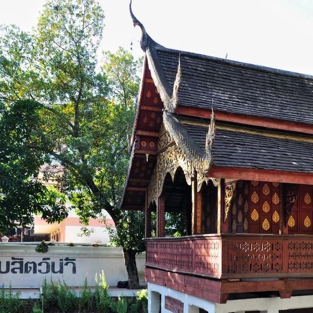 🕌🙏 清曼寺～清邁古城的佛塔奇蹟🕌🙏🏰⛩️🌸