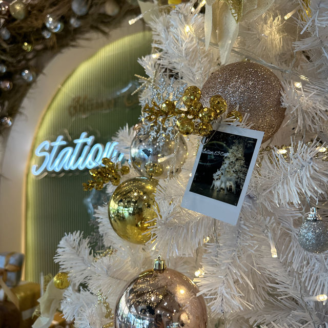 Station ES cafe จัดเต็มรับคริสต์มาส