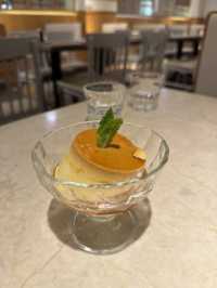 「Coti the Bistro」餐廳，布甸和咖啡作為完美結尾
