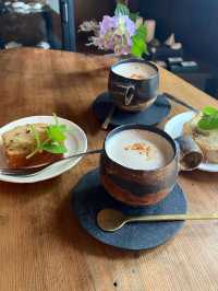 【福岡カフェ】猫がいるかわいい小さな森の中のカフェ