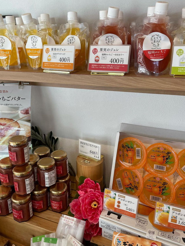 【福岡グルメ】ジューシーなフルーツパフェが美味しいよ