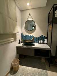 Well Decorated Hotel 