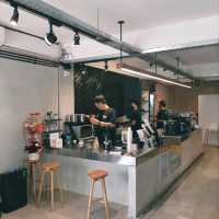 THE NEW PLACE IS WIDER THAN BEFORE, WITH AN OUTDOOR AREA IN THE FRONT
