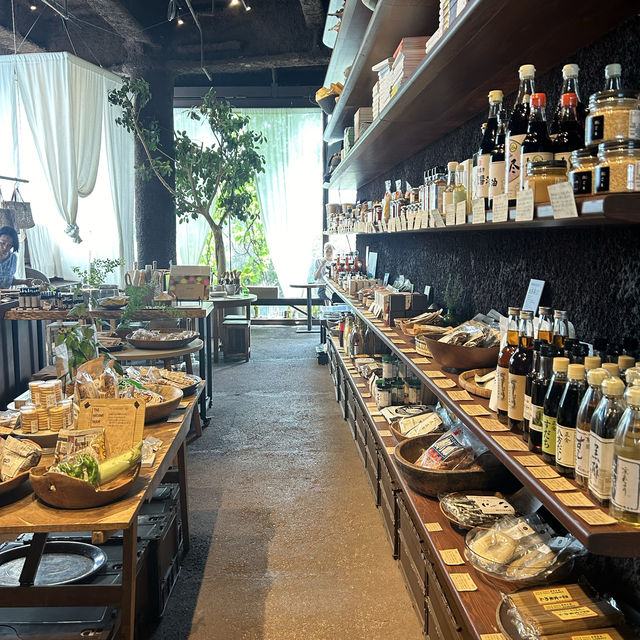 【東京/表参道】毎日の食事が楽しくなるものを揃える食材店　イートリップ・ソイル