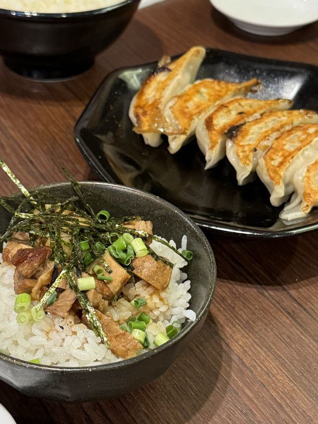 定番！宇都宮餃子🥟