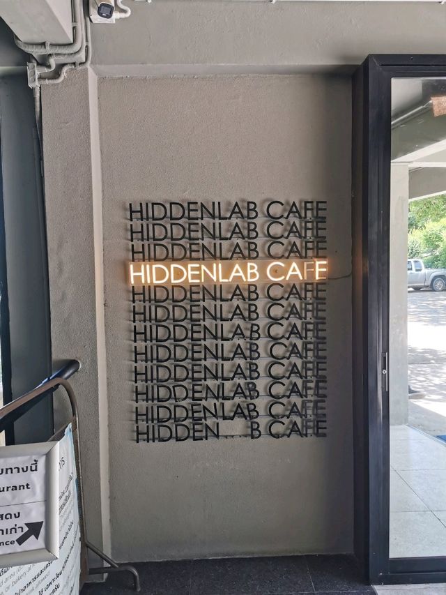 Hidden Lab Cafe คาเฟ่สุดชิค
