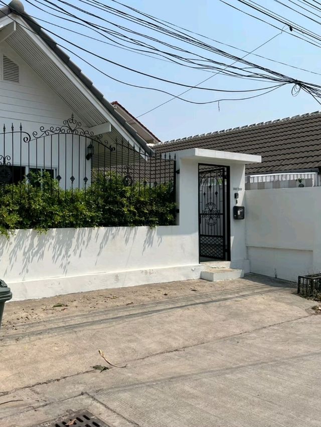 Pool Villa ถนนเทพประสิทธิ์ พัทยา