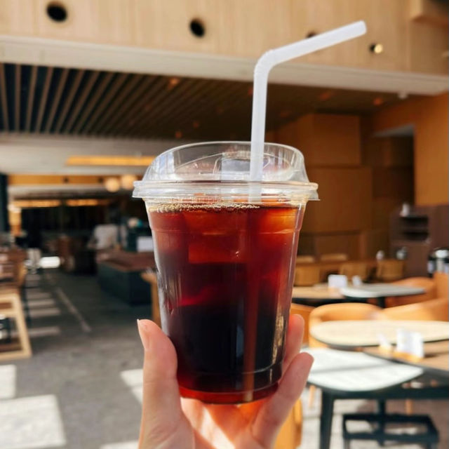 【京都】開放感が最高！💗激うまマンゴーラッシーが飲める、ノマドさんにもおすすめのホテル内カフェ