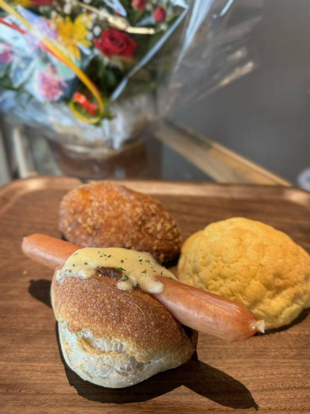 【北九州グルメ】朝7時から開いてる門司港レトロのパン屋さん🍞