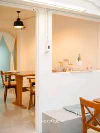 คาเฟ่เปิดใหม่ย่านท่าพระ LALUNA CAFE