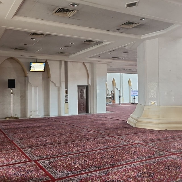 *"Tranquil Beauty of Masjid Wilayah Persekutuan: A Hidden Gem in the Heart of Kuala Lumpur"*